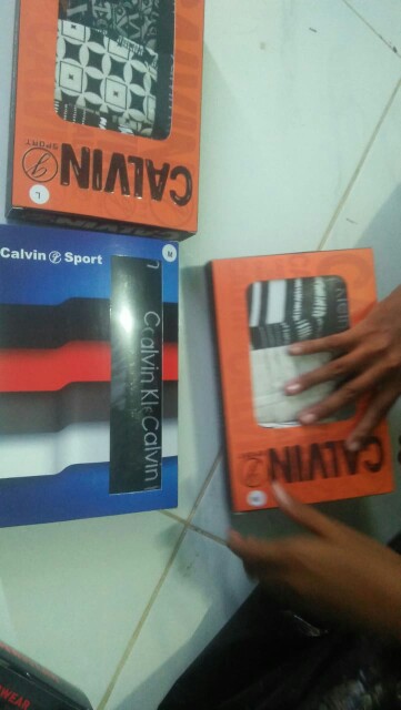 Pot Pagar / Vas Bunga Bentuk Pagar Dengan Busa