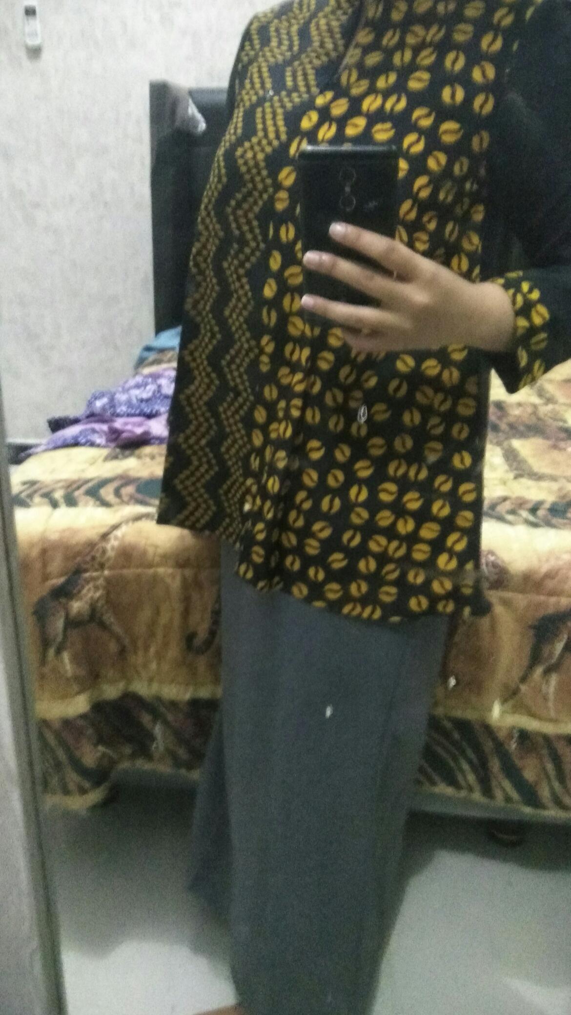 Arofa Blouse Batik Wanita Cantik Modern Kekinian