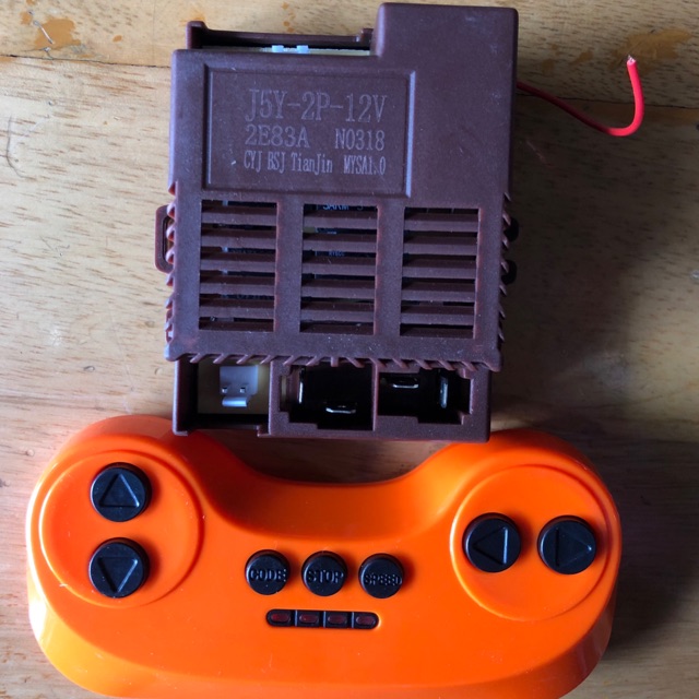 IC RECEIVER BLUETOOTH MOBILAKI 12V + REMOTE BLUETOOTH MOBIL AKI 12V