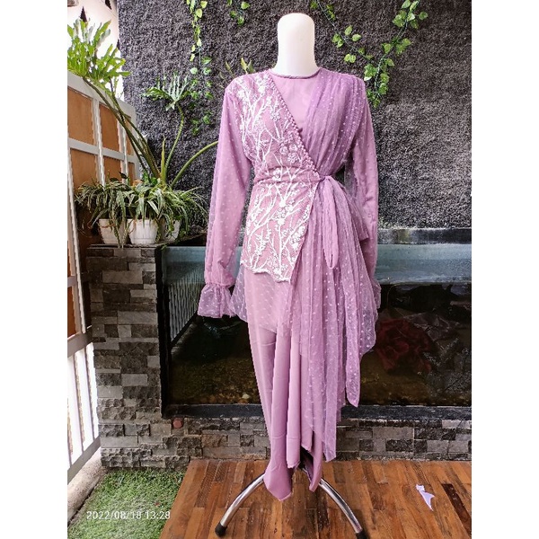 OUTER TILE DOT BISA SEKALIAN MANSET DAN ROK SARUNG ROBERTO BISA REQ WARNA DAN UKURAN READY NAVY 1 se