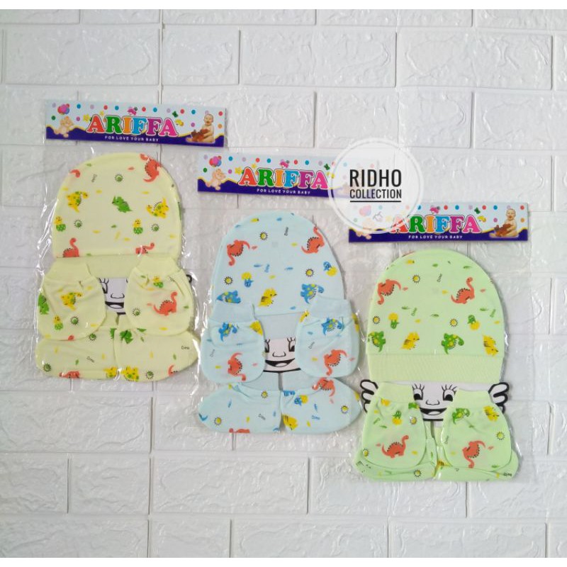 TOPI BAYI/KUPLUK BAYI BARU LAHIR