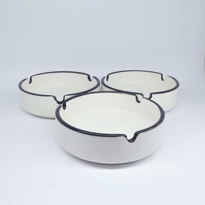 Asbak keramik list hitam / asbak porselen / asthray / asbak unik dengan list hitam 3 lubang slot