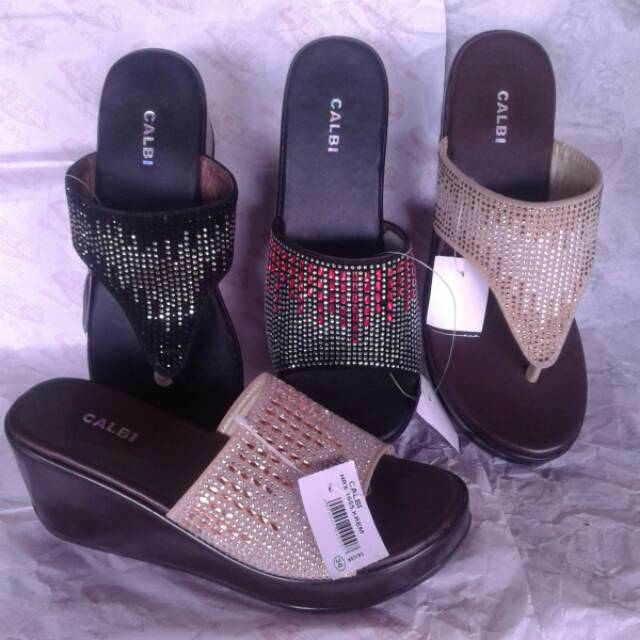 calbi wedges