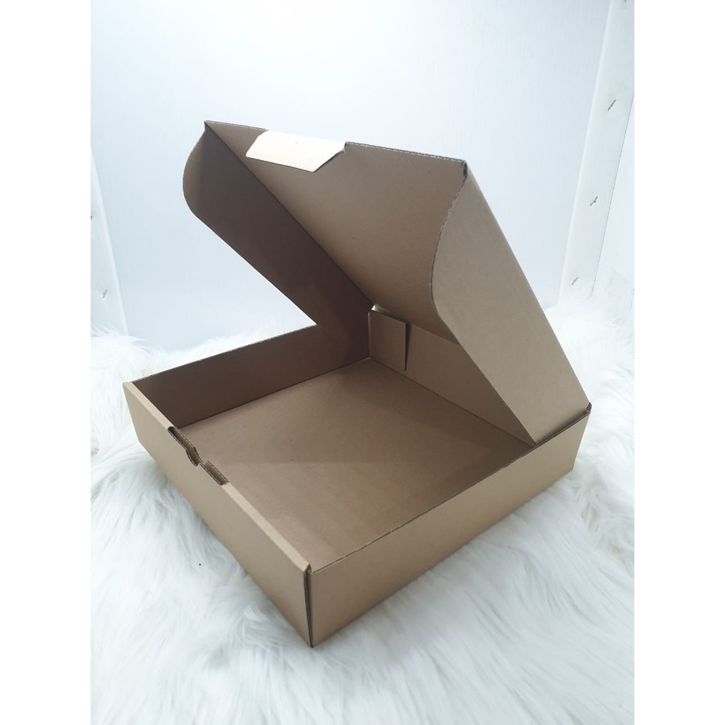

Kardus Box ukuran 12x8x5 cm Die Cut untuk kotak Aksesoris dll, model box pizza