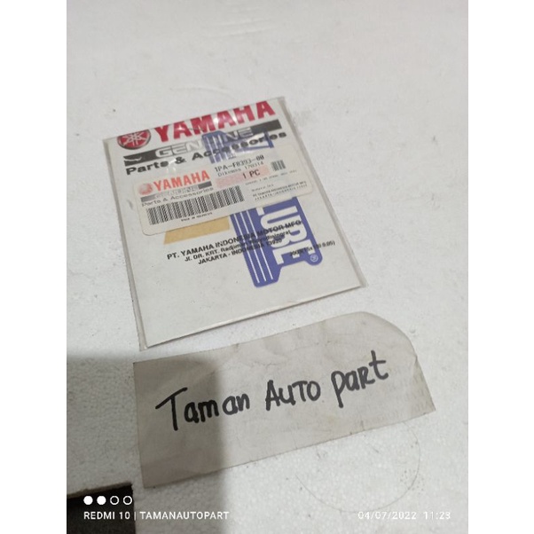 STIVKER YAMALUBE VIXION NVL ORI 1PA-F8393-00