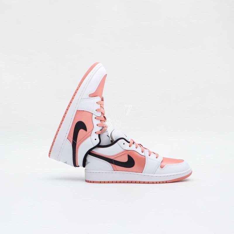 Air Jordan 1 Low White Light Madder Root