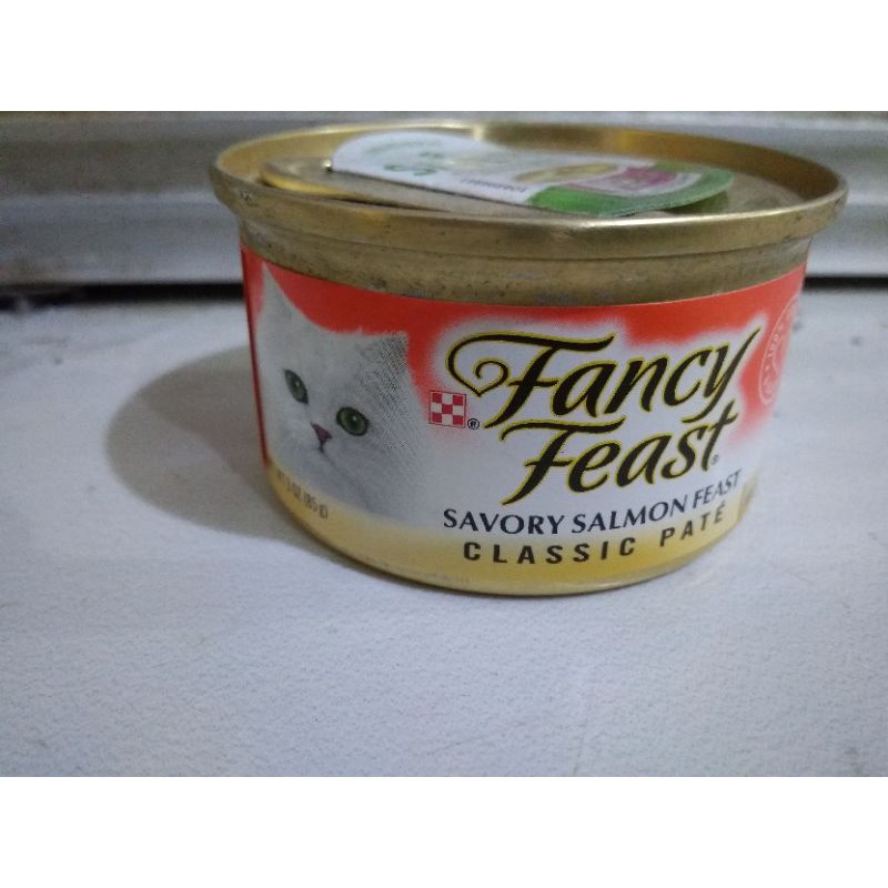 Fancy Feast kaleng  | makanan kucing basah purina fancy feast weetfood