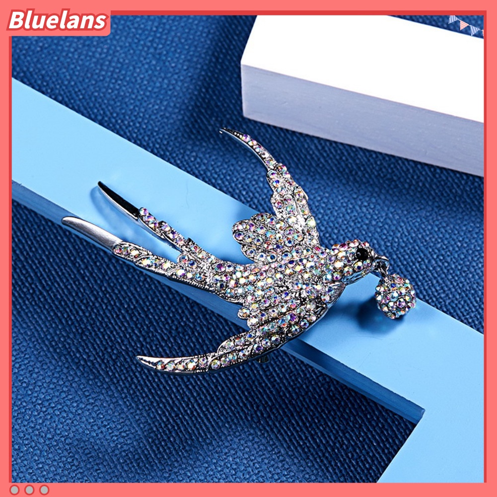 Bluelans Pin Bros Kerah Pakaian Bentuk Burung Walet Aksen Berlian Imitasi Untuk Wanita