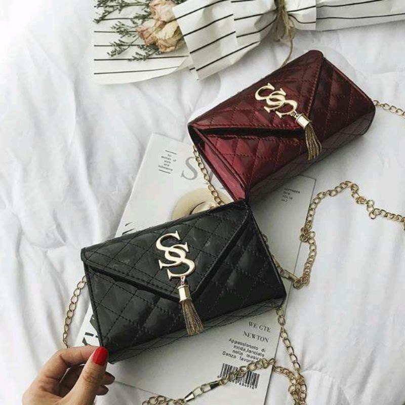 tas genggam / tas bahu hurup wanita