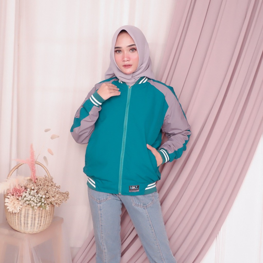 Jaket Bomber Sukajan Wanita