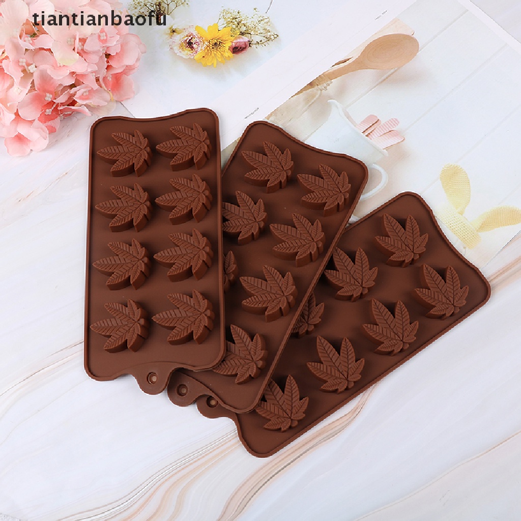 Cetakan Kue / Permen / Coklat Bentuk Daun Maple Bahan Silikon