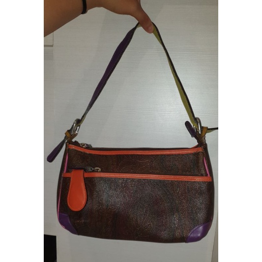 Tas Kecil Kulit
