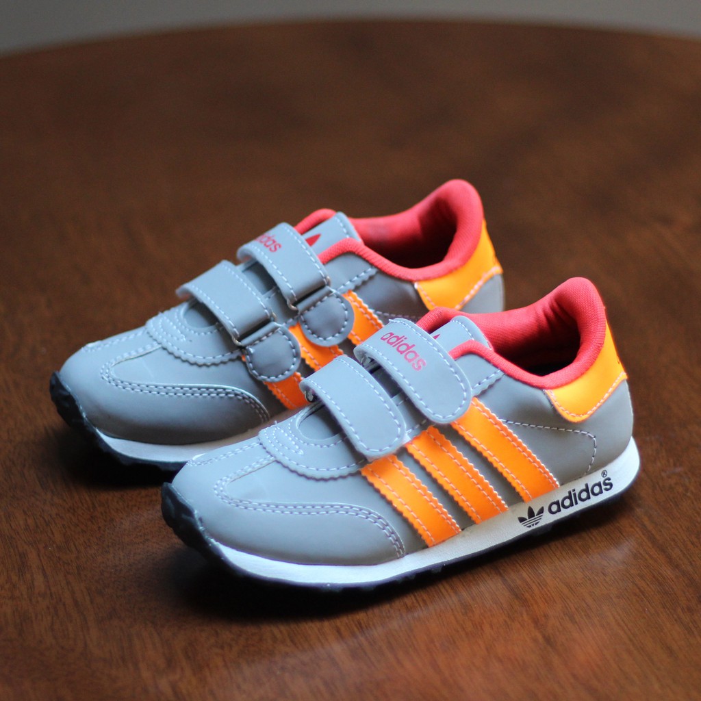  Sepatu  Anak  Adidas  Ukuran 24 26 28 30 32 Shopee Indonesia