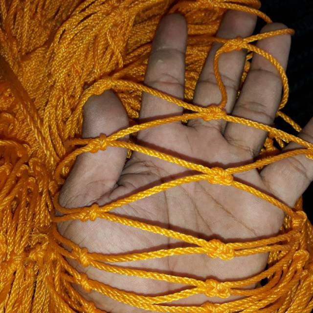 

Jaring serbaguna atau lapangan 5x5cm tali 2,5mm orange