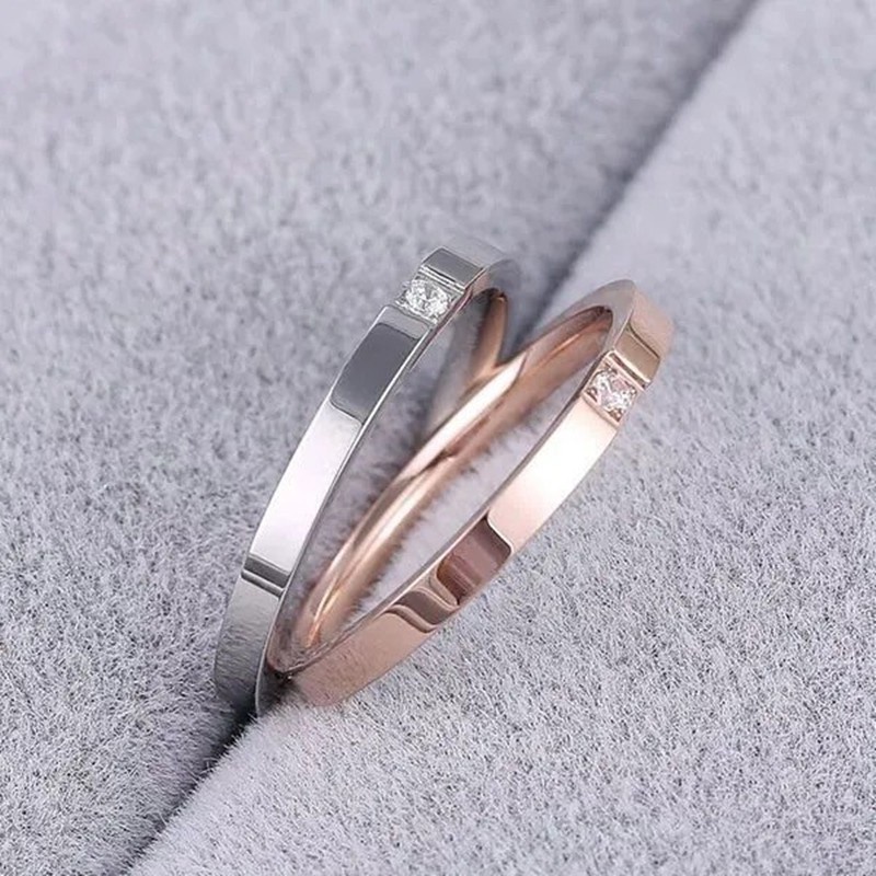 Cincin Berlian Baja Titanium Sederhana Fashion Wanita/Cincin Pertunangan Yang Indah