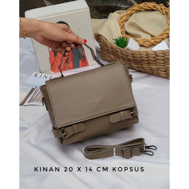 Selempang kinan sling bag wanita