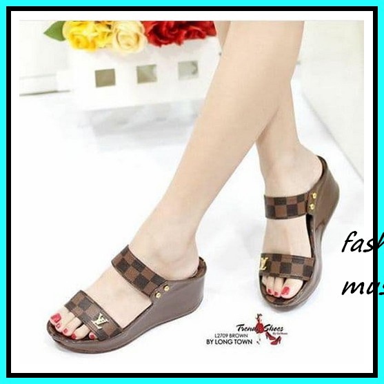 Wedges Sandal  Tali Lucu Hak Flatform Datar Sendal Slide Bening Mika Payet Model  Korea Sandal Wedge