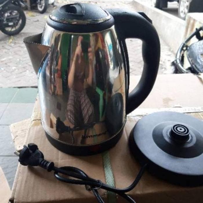 TEK0 LISTRIK / ELECTRIC KETTLE OTOMATIS 2 Ltr LUMMENT KL-601