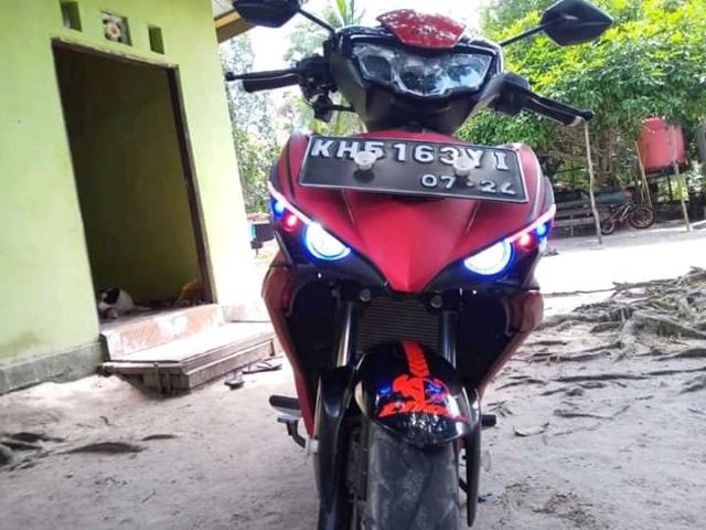 INNER CUSTOM MX KING 150 DADA VARIASI LED LAMPU SENJA PNP