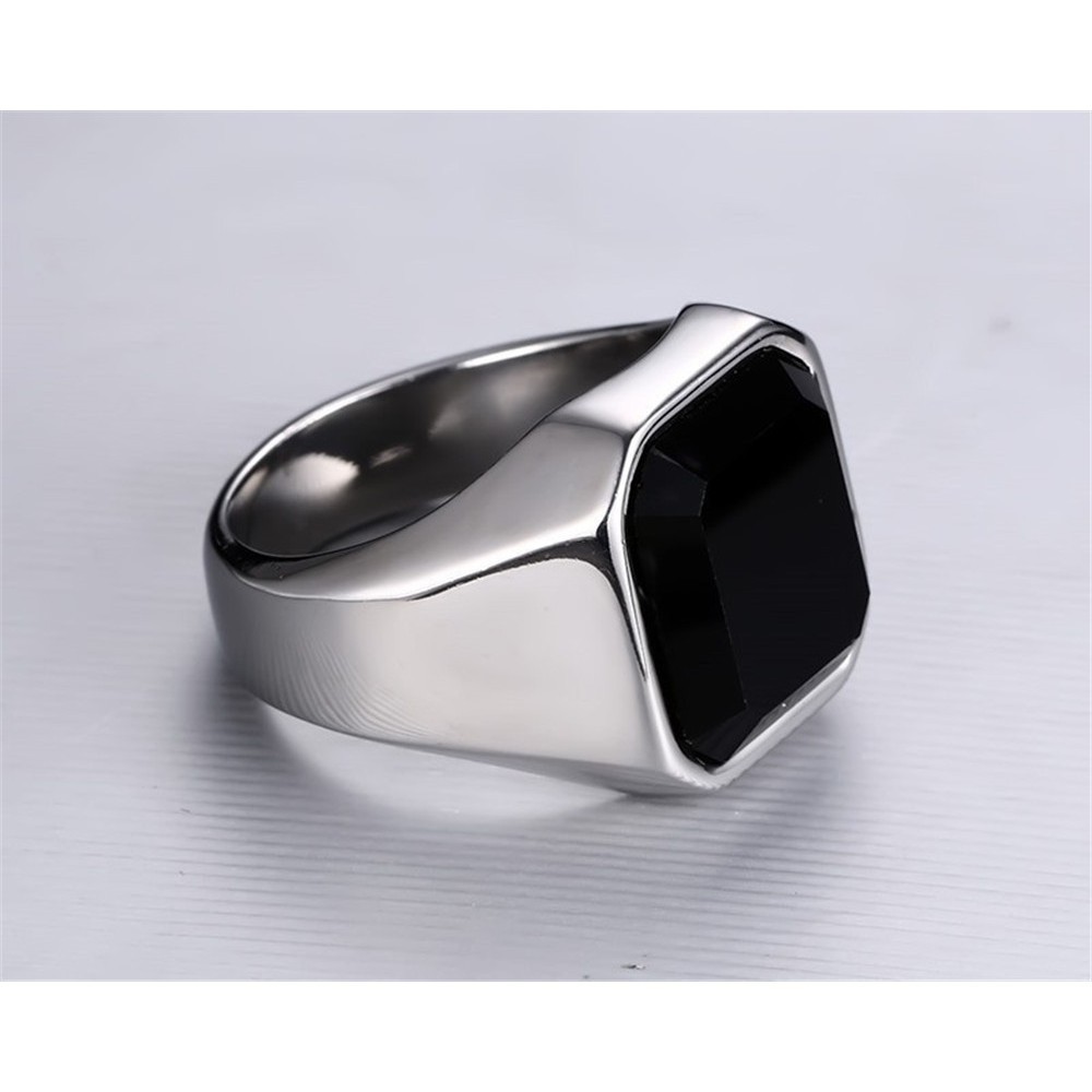 Pria dan wanita Cincin  316L Baja tahan karat / Cincin kasual /Black Gem cincin