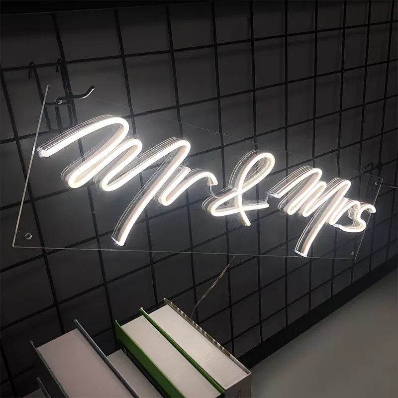 

CUSTOM LED NEON FLEX PERHURUF | HADIAH ULTAH | KADO PASANGAN