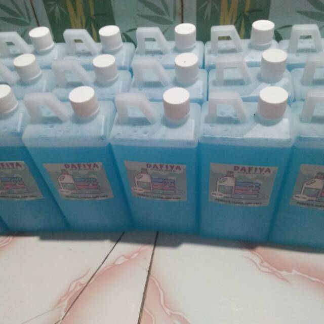 Detergen laundry cair