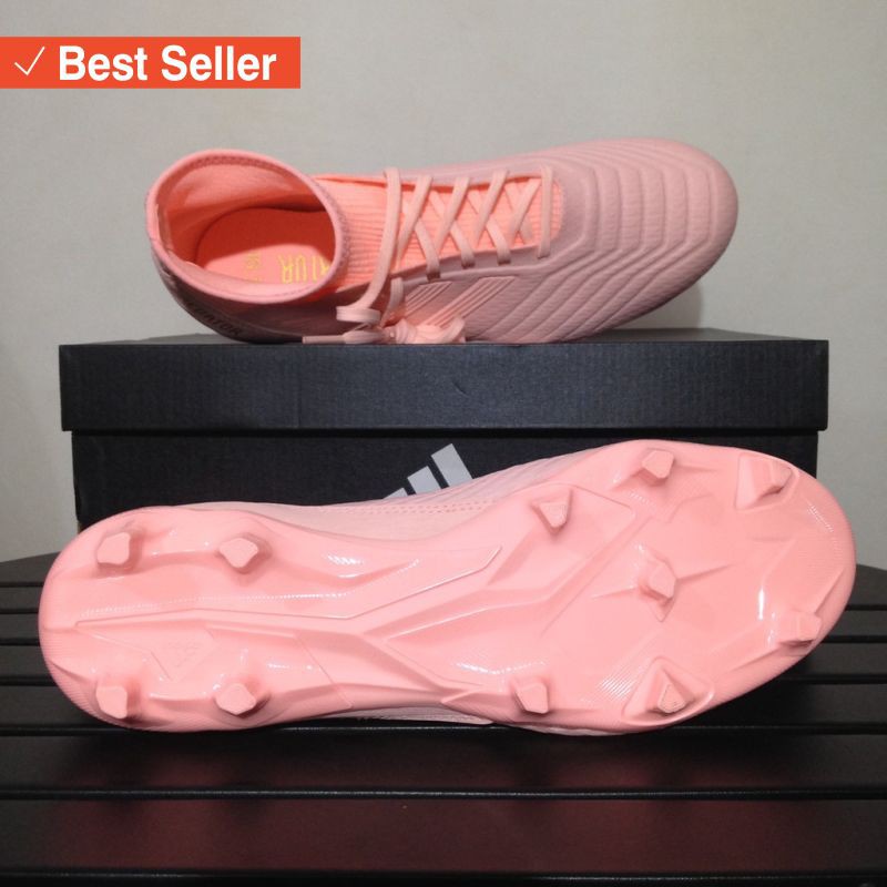 Sepatu Sport Olahraga murah awet kuat / Sepatu Bola Adidas Predator 18.3 FG Trace Pink DB2002