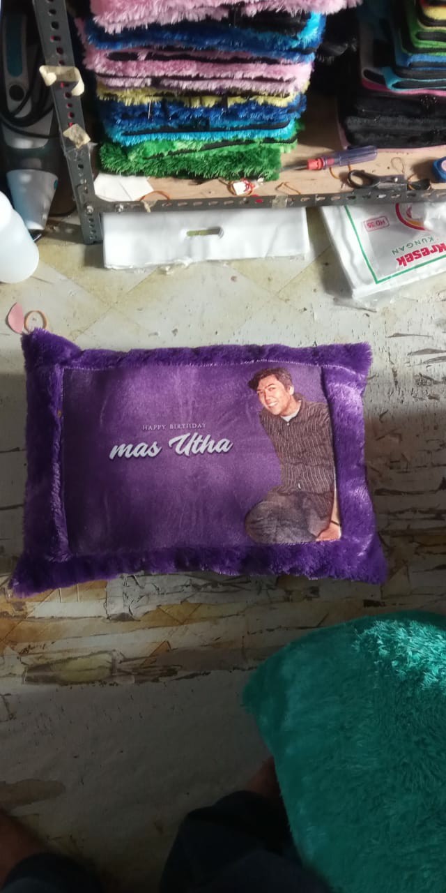 [ Bisa Cod] Bantal Foto Murah Cepat Rasfur Velboa  Cinta Custom Request Kado Ultah Souvenir Hadiah