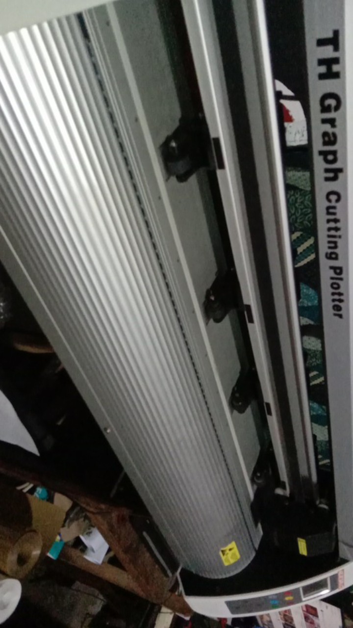 Roller Penjepit Mesin Cutting Rhinotec Teneth