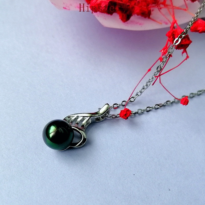 New Personalized Fashion Hollowed-out Natural Black Pearl Pendant White Gold Necklace