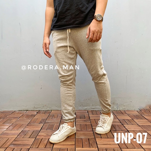  UNIQLO  JOGGER  SWEATPANTS ORIGINAL UNP07 Shopee Indonesia