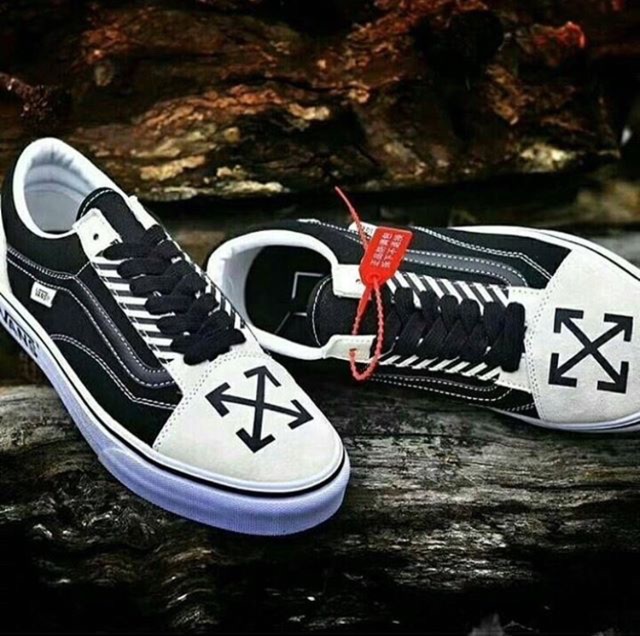 VANS OLDSCHOOL WHITE SUEDE