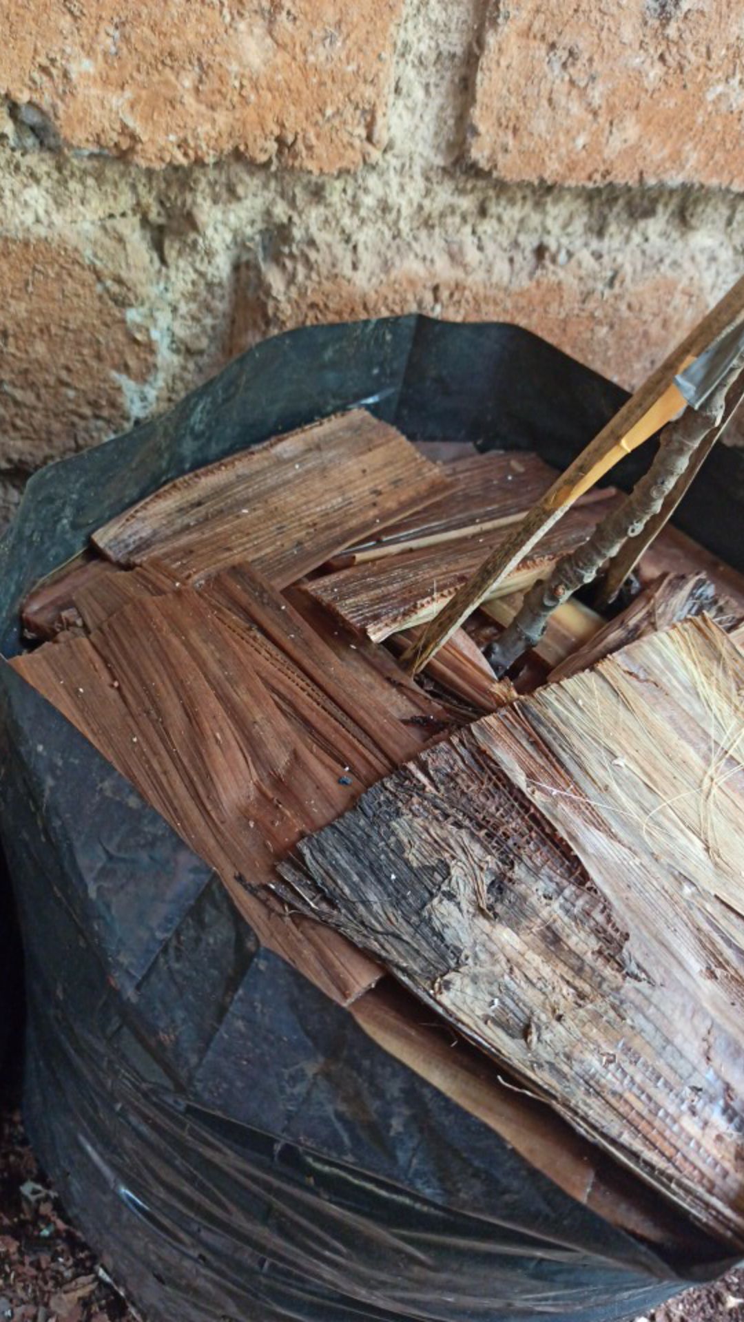 Planter Bag 200 Liter (pet) Hitam , Diameter 65cm Tinggi 60cm