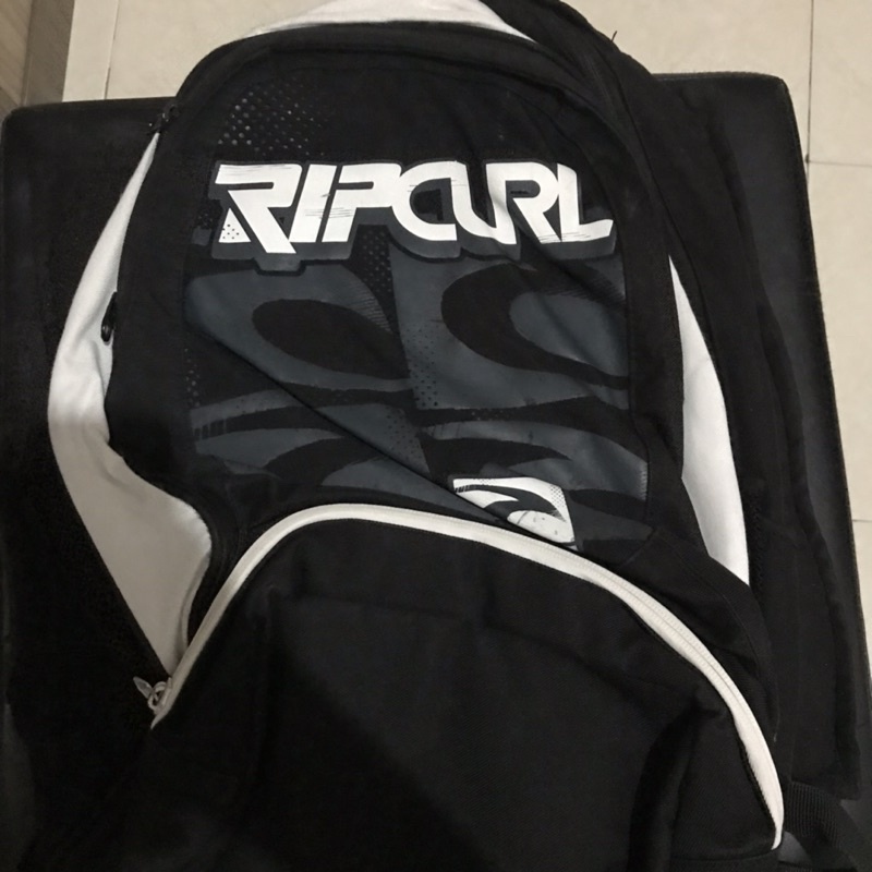 Tas Ransel Pria Ripcurl hitam putih original preloved