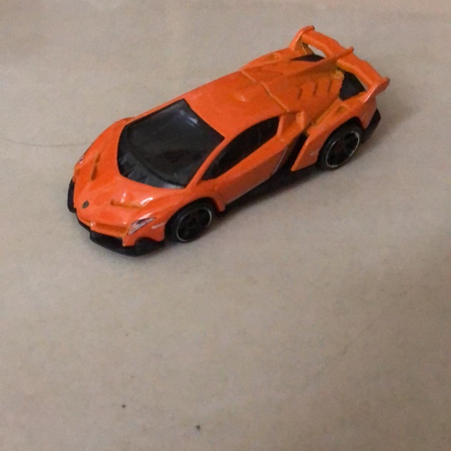 Hotwhells Lamborghini veneno
