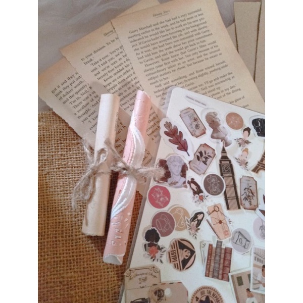 

JOURNAL KIT VINTAGE AESTHETIC