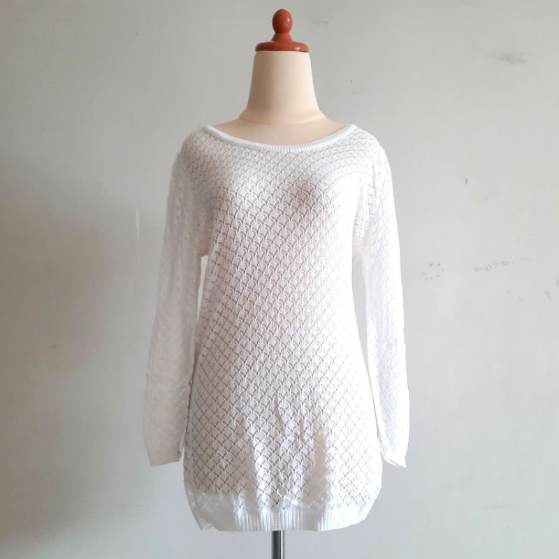 Stradivarius white knit crochet sweater rajut putih off white ORIGINAL