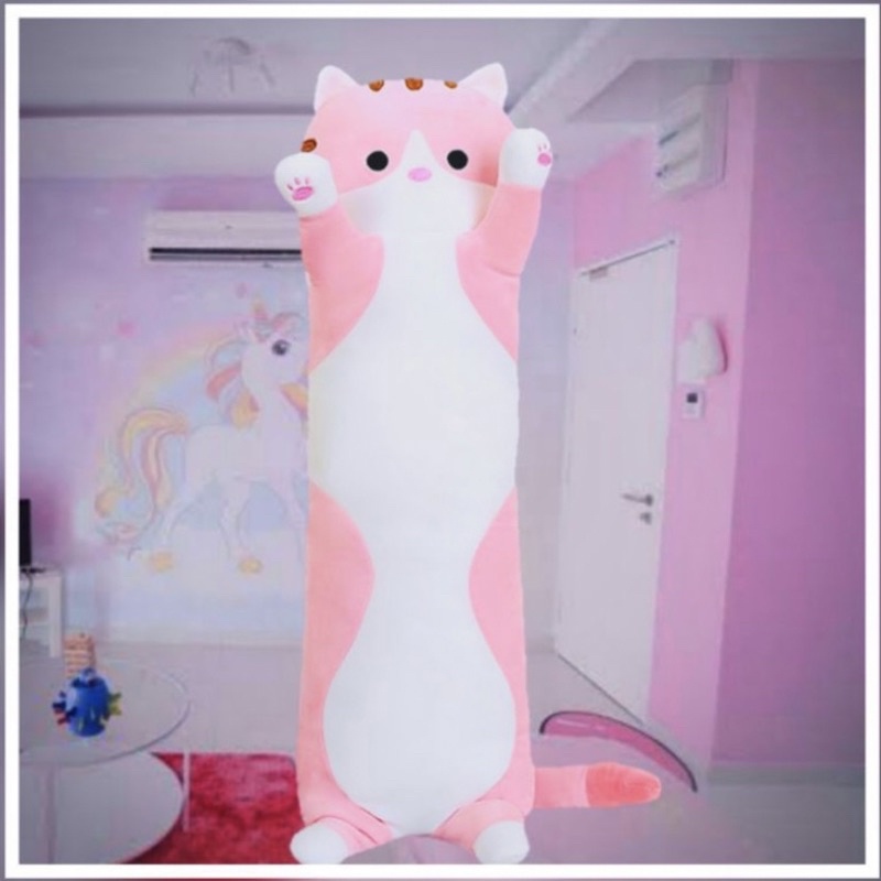Boneka Guling Kucing Berdiri Panjang Tinggi 60cm Kado Special Hadiah Buat Anak Tersayang Boneka Guling Berkarakter Kucing Terbaru Guling Untuk Tidur Nyaman Berkarakter Kucing Lucu Imut Banyak Jenis Boneka Untuk Tidur Guling Jenis Kucing Oren Abu-Abu Pink