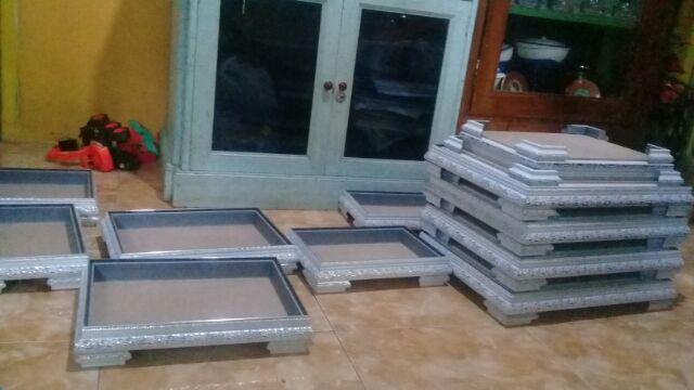 Kotak Hantaran Frame Tebal Mahar Nikah Putih Silver Isi 4
