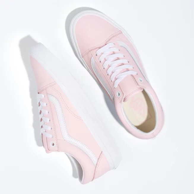 Sepatu Sneakers Pria Wanita Sepatu Tali Soft Pink