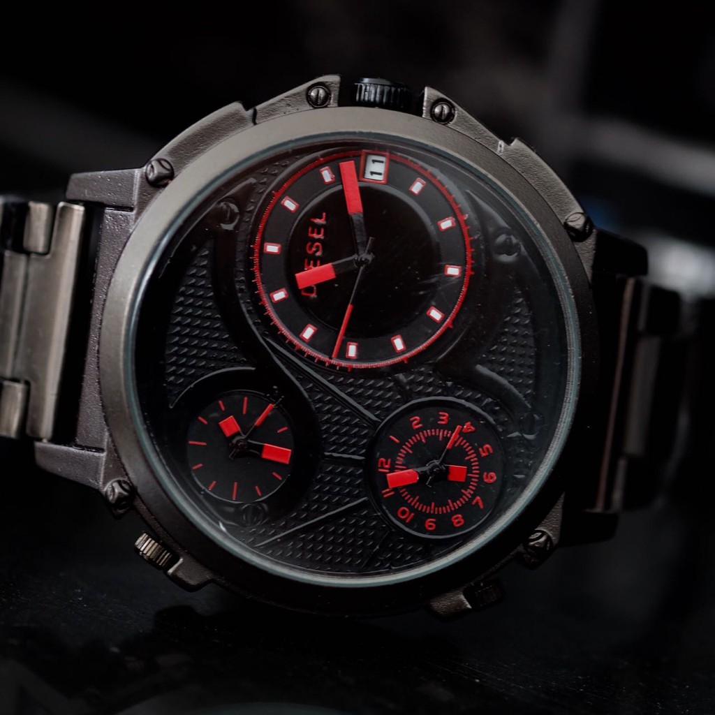 Jam Tangan Pria Cowok Laki Laki Diesel Tanggal Triple Time Tali Rantai