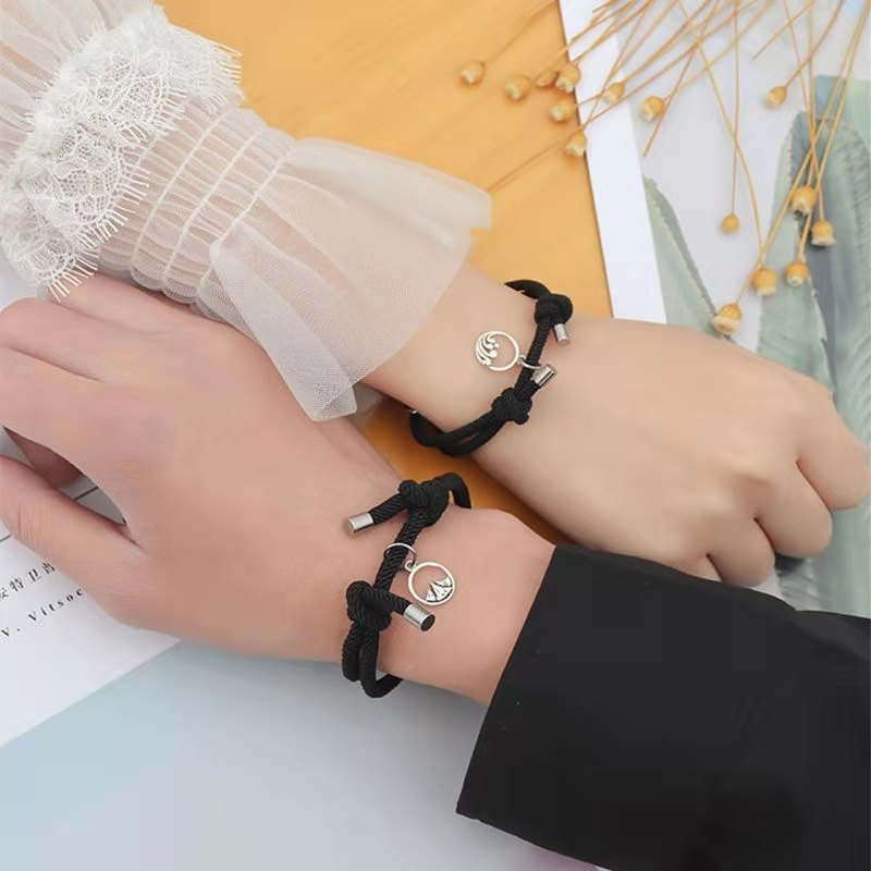 2 Pcs Gelang Magnet Couple Gelang etnik bead Tali Attract Braided Bracelet untuk Pasangan-1