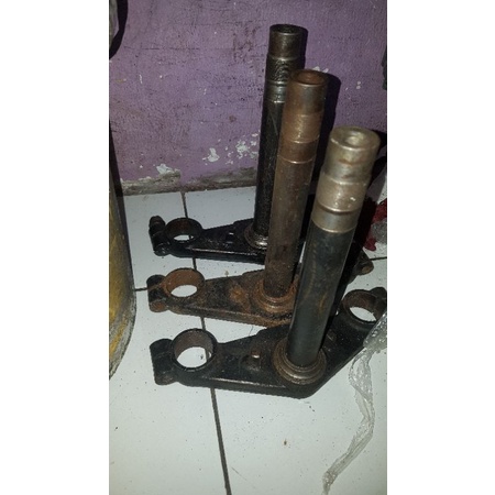 segitiga t bawah vixion original copotan