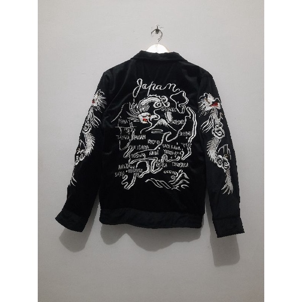 SUKAJAN EAGLE MAP VELVET