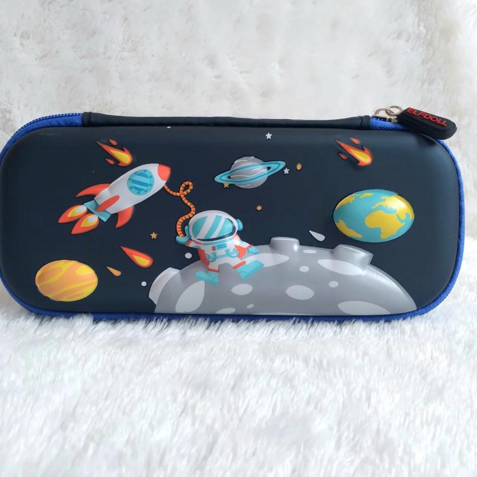 

[KODE VGEZ8] Kotak pensil tempat pensil hardtop cowo DINO ASTRONOT 3D 6D kado ultah anak keren Size 22x5X10 CM