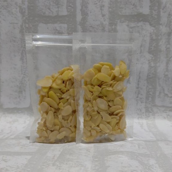 

Kacang Almond Iris 50g Natural Roasted Almond Sliced