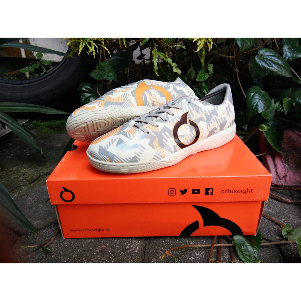Sepatu Futsal Ortuseight Jogosala Storm Breaker