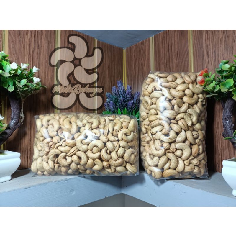 

kacang mede/kacang mete rasa manis kwalitas biasa berat 1kg
