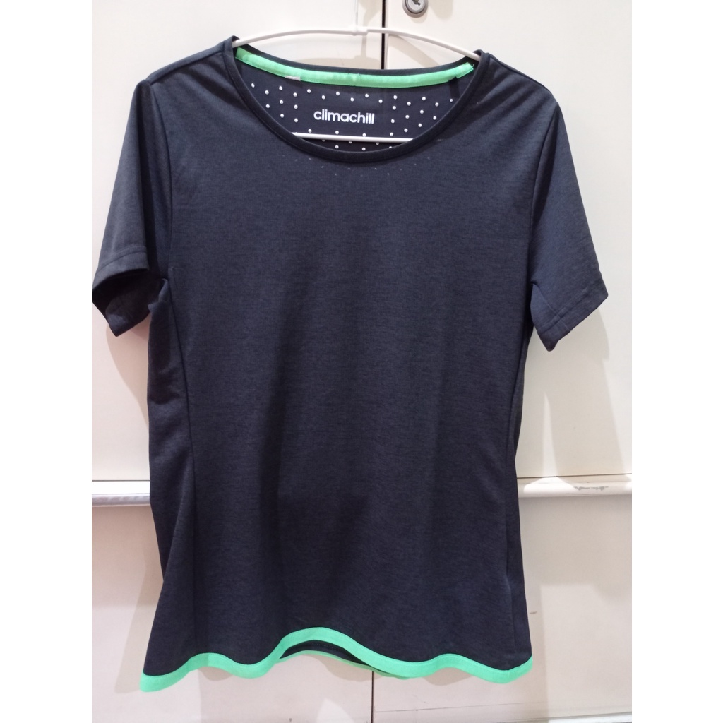 Atasan kaos olah raga , fitnes running/workout/gym Adidas original