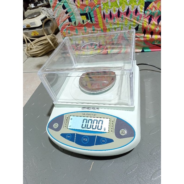 Timbangan Analytical Balance 500g x 0.001g Osuka